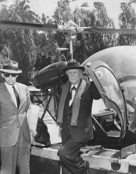 Wright and Aaron Green about to take helicopter from Claremont Hotel to San Francisco airport, 27 April 1957. Photograph: Albert “Kayo” Harris. Courtesy Jan Novie, President, Aaron Green Associates, Inc.